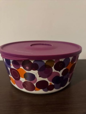 Taperware 4.3lt new