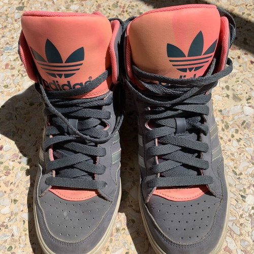 Adidas athletic boots used, gray and pink, size 38