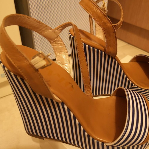 Striped platform shoes used, size 38, blue and white with brown details