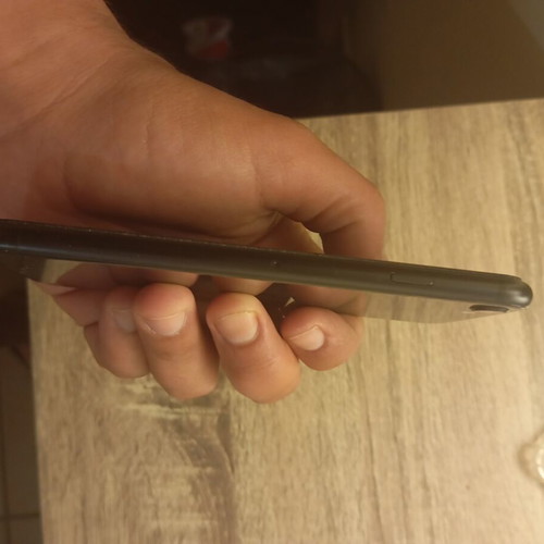 iPhone SE 2020 black, like new, 128GB