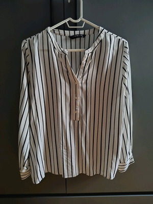 Black and white blouse with buttons new, size XL