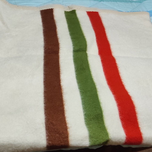 Wool Blanket like new, ecru 220x190 cm