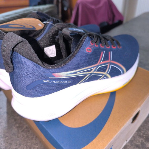 Asics Cayano 32 αθλητικά παπούτσια καινούργια, νούμερο 39.5-40, μπλε