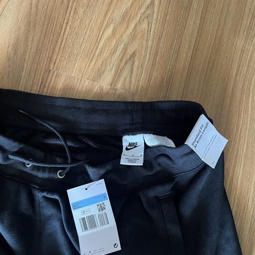 Nike Black Shorts Sportwear Size Medium New