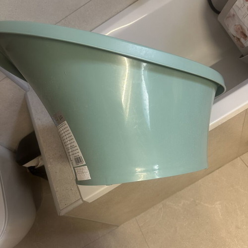 Shnuggle Baby Bath Tub Mint Color Like New