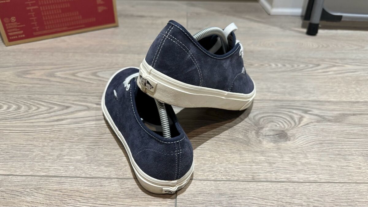 Vans Authentic (δωρεάν μεταφορικά) Pig… - € 35,00 - Vendora.gr
