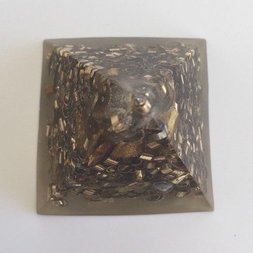 Orgonite pyramid with quartz, silver, copper new