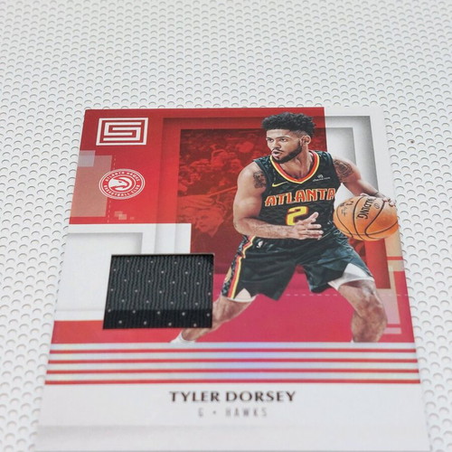 Panini Status Basketball Patch Tyler Dorsey with worn fabric like new