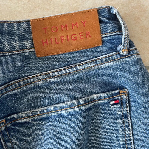 Tommy Hilfiger blue jeans like new, size L 40 12