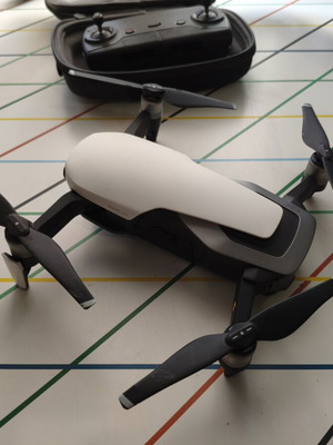 DJI Mavic Air drone like new with spare propellers and advanced features
