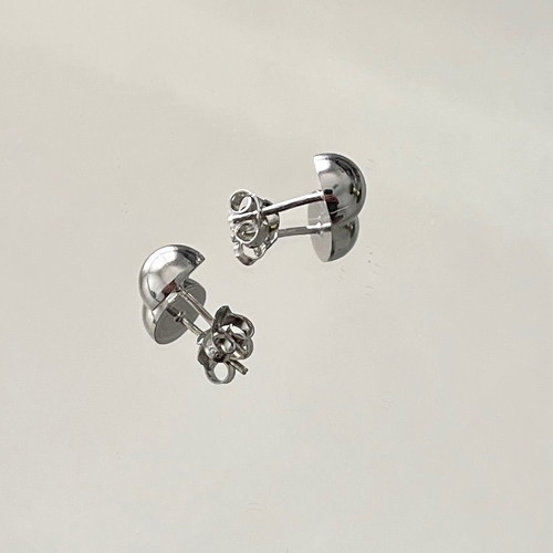 White 14k ball earrings like new