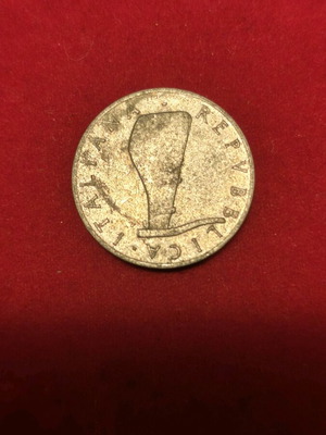 Italy 5 Lire Coin used