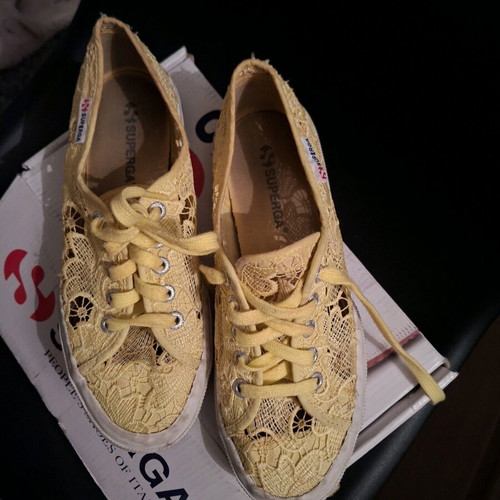 Superga Lime lace shoes used, size 38, yellow