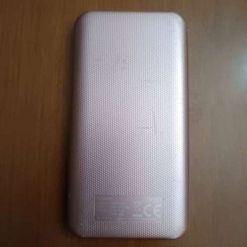 Power bank 10000mAh like new, pink color