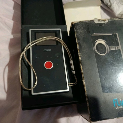 Video camera full HD with built-in USB port like new