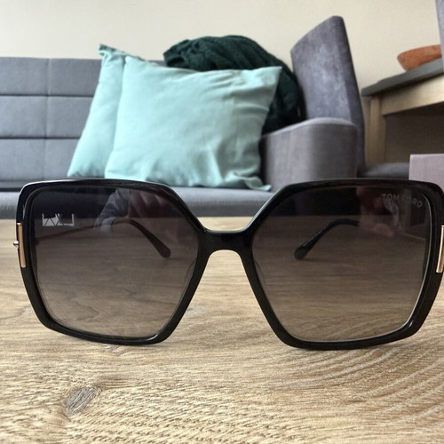 Tom Ford sunglasses new, black