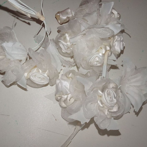 Fabric bridal roses like new, pack of 10, white 4cm