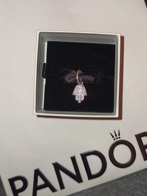 Pandora Charm Hand of Fatima silver like new