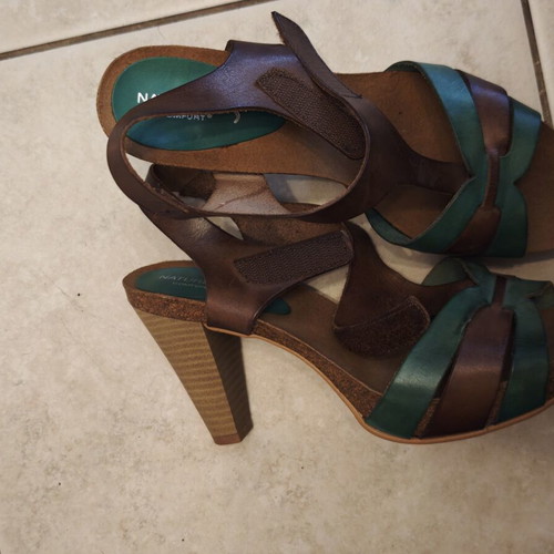 Naturelle Comfort anatomical women's sandals size 40 like new, leather