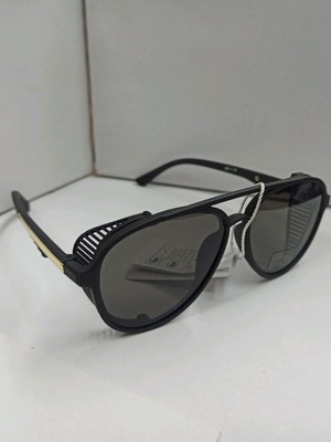 Men's sunglasses new, black with removable side shields