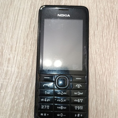 Nokia 301 used for spare parts, good external condition, no battery