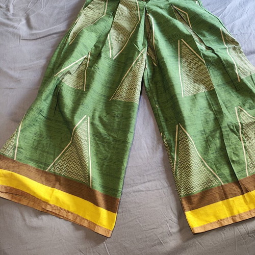 Pleated pant cotton one size like new, blue royal