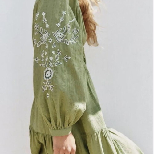 Khaki maxi dress Zara like new with embroidery on sleeves
