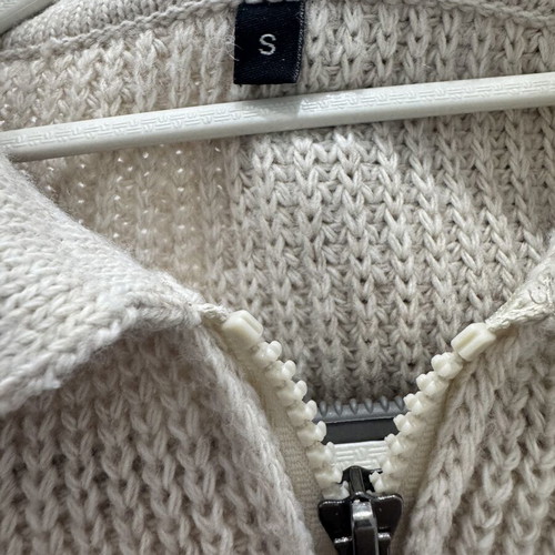 Knitted sleeveless vest with zipper and stripes size S like new, beige and black