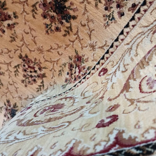 Synthetic rug new 1.60x2.30 with antistatic threads and beautiful design