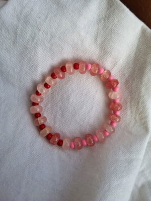 Handmade bracelet with pink glass beads, made to order