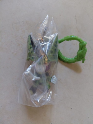 Cell keychain 2000 Dragon Ball sealed new