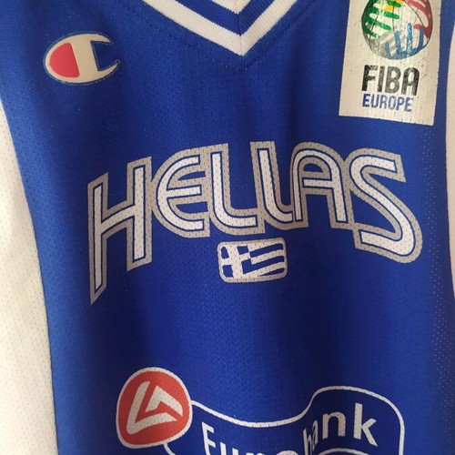 Basketball jersey of national team used, size large kids
