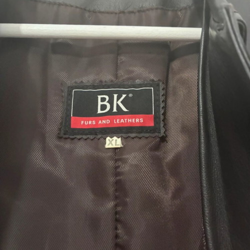 Long leather coat like new, chocolate color, size XL