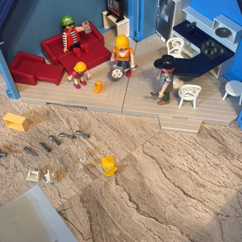 Playmobil Family Fun Modern House 70219 used with box