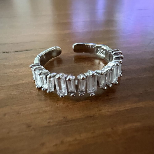Silver ring with zircon adjustable size like new