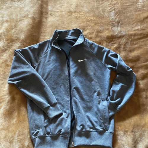 Nike grey sweater like new, unisex