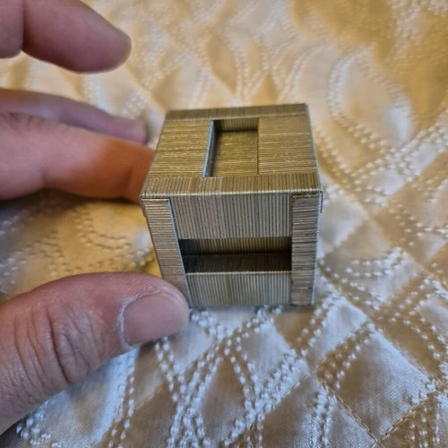 Stapler wire cube like new