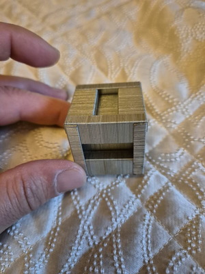Stapler wire cube like new