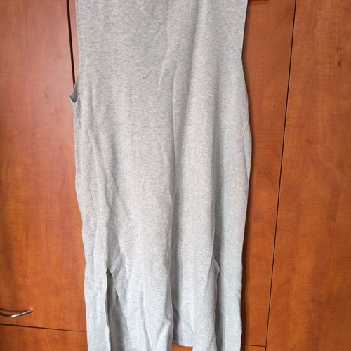 Stradivarius sleeveless knit like new, grey with pockets
