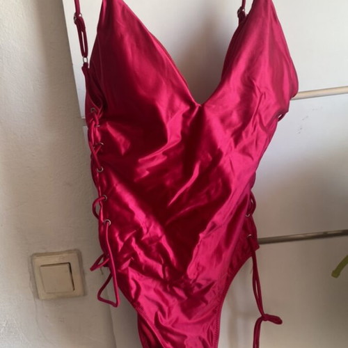 Swimsuit new, red, size M 38 10