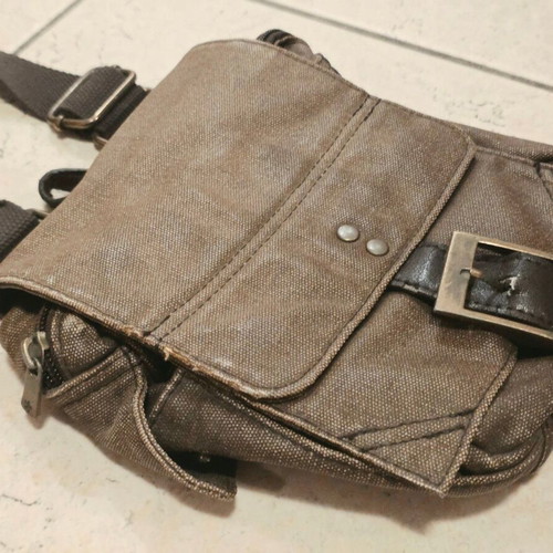 Men's canvas vintage messenger bag, beige brown