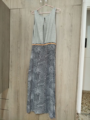 Maxi dress like new with grey top and black-and-white geometric skirt