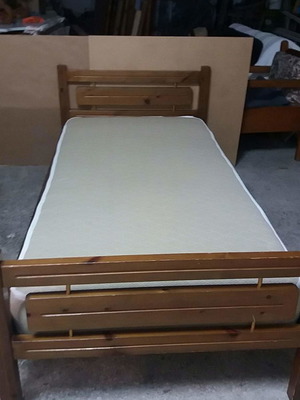 Κρεβάτι μονό με στρώμα μεταχειρισμένο 100x200 εκ.