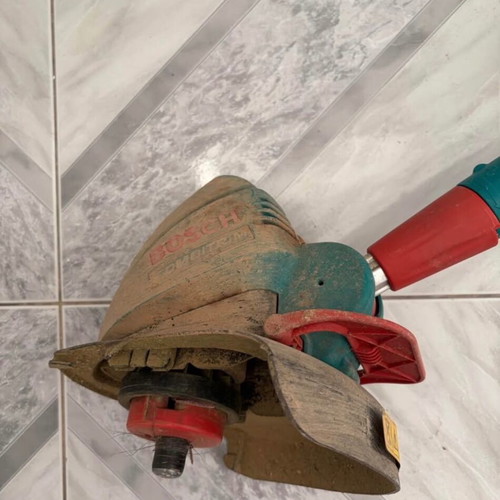 Electric grass trimmer used