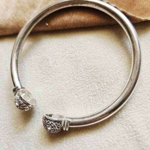 Silver bracelet 950 with sparkling stones