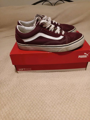 VANS Off The Wall Old School sneakers like new, burgundy, size 39
