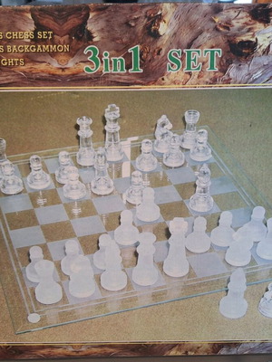 Σετ επιτραπέζιων παιχνιδιών γυάλινο 3 σε 1 σαν καινούργιο