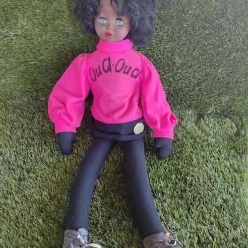Doll «Agapi Mou Oua-Oua» El Greco like new with metal tag