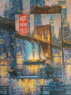 Cherry Pazzi 1000-piece puzzle like new, Dream for Two in New York