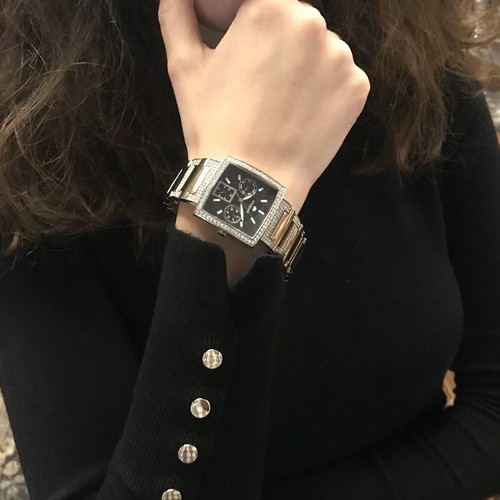 VOGUE women's watch new with Austrian crystals and sapphire